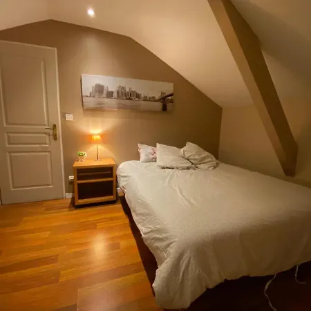 Homestay Au Centre Tres Cosy