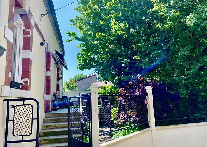 Rum i privatbostad Au Centre Tres Cosy Nancy